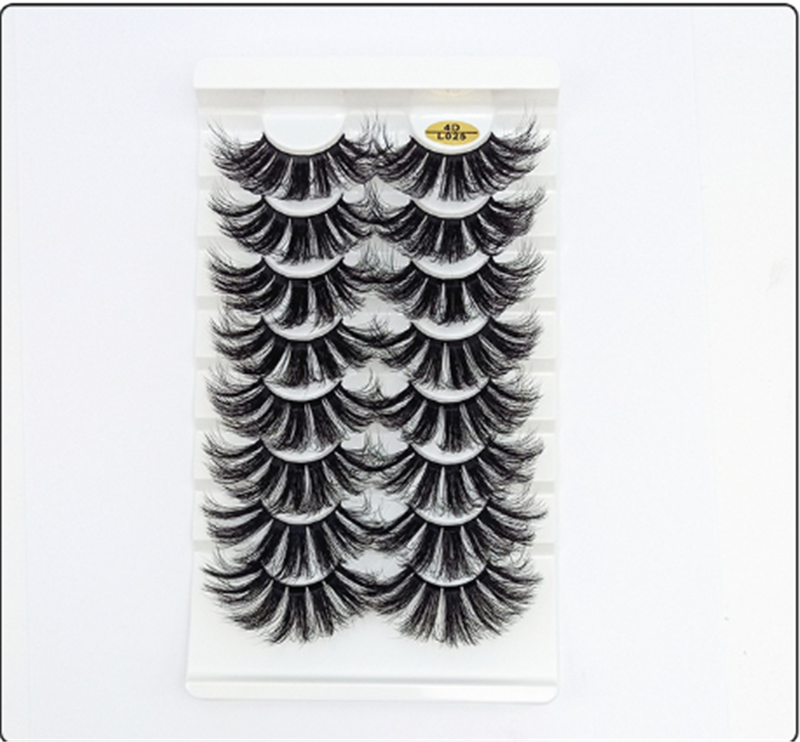 Thick and Long Lashes in a Variety of Styles From Europe and the United States