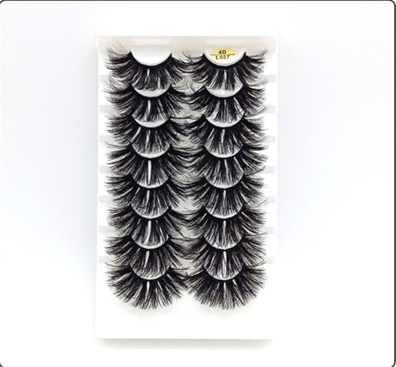 Thick and Long Lashes in a Variety of Styles From Europe and the United States