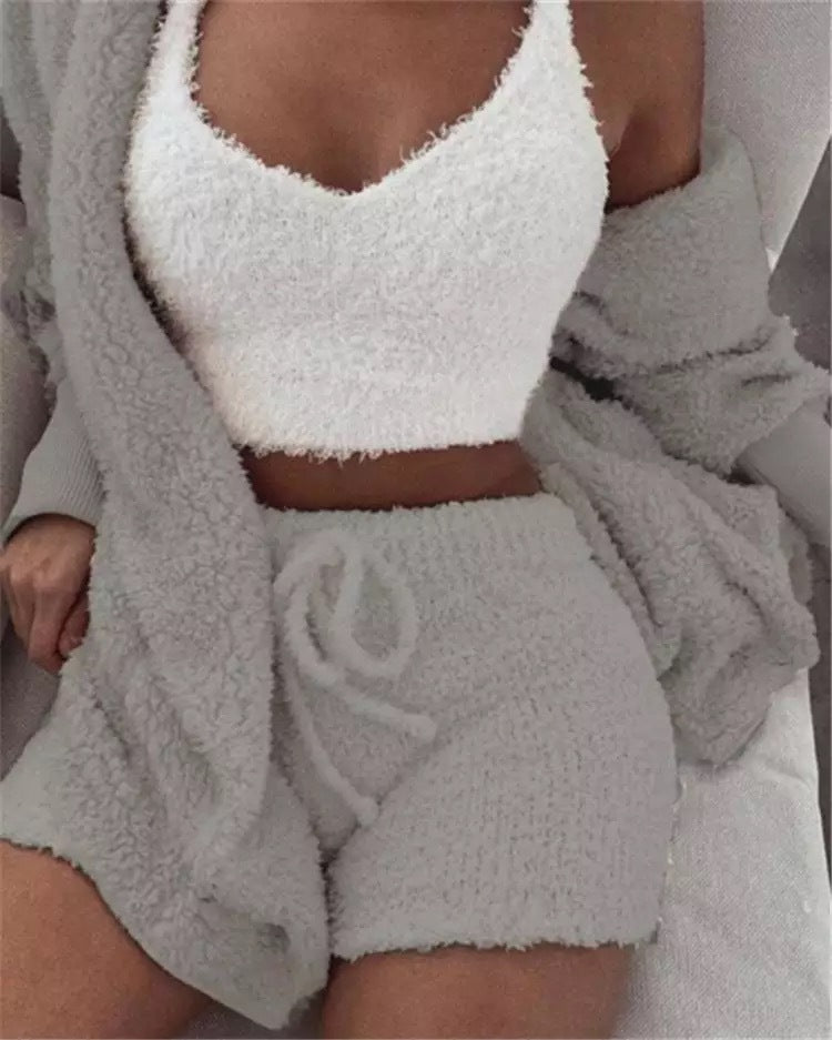 Winter Sexy Women Home Wear Suit Casual Pajamas Set Lady Female Soft Warm Long Sleeve Exposed Navel Vest Shorts Set A Ton of Goods